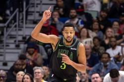 开云体育平台APP-凯尔特人翻盘76人，麦科勒姆惊艳四座的简单介绍