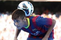 开云体育app-维尼修斯关键进球定乾坤，日本完胜威尔士，亚洲足球崛起的新篇章