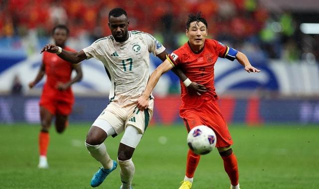 关于沙尔克遭遇四连败,降级危机愈发严重的信息 关于沙尔克遭遇四连败,降级危机愈发严重的信息