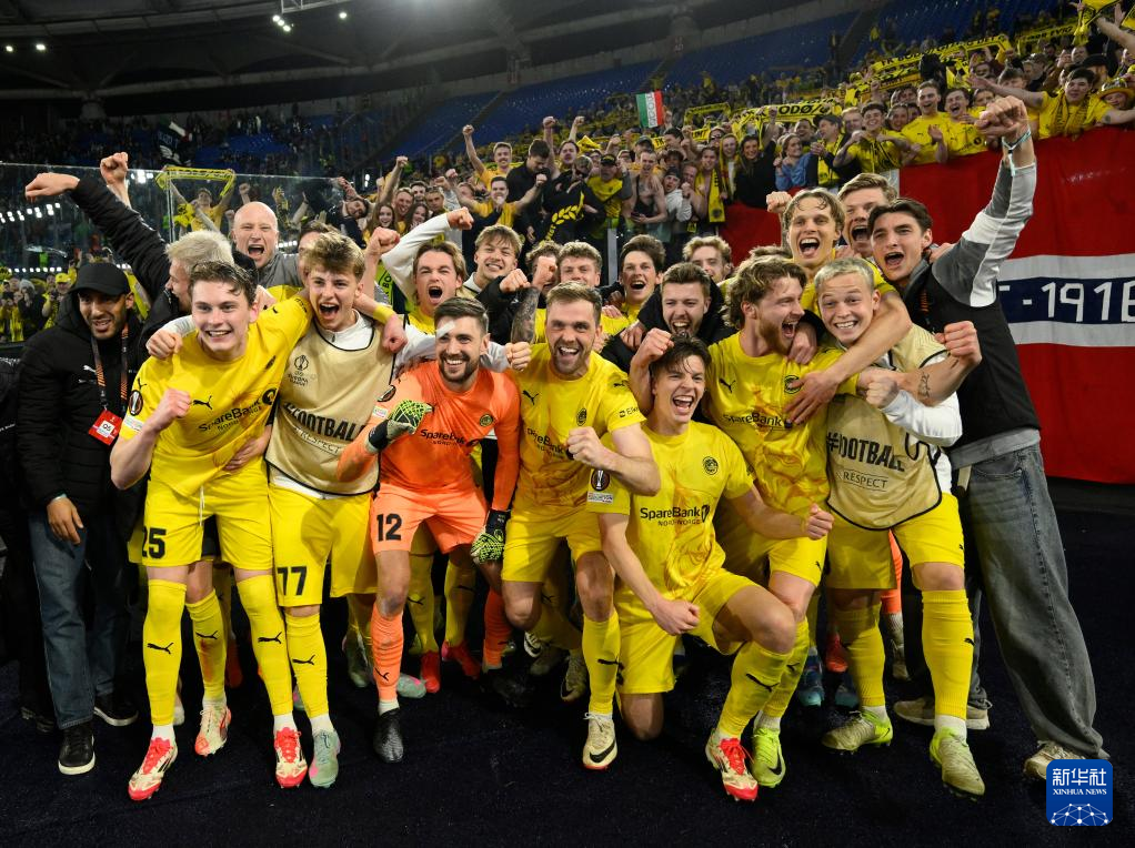 关于欧联杯：拉齐奥主场大胜门兴格拉德巴赫的信息