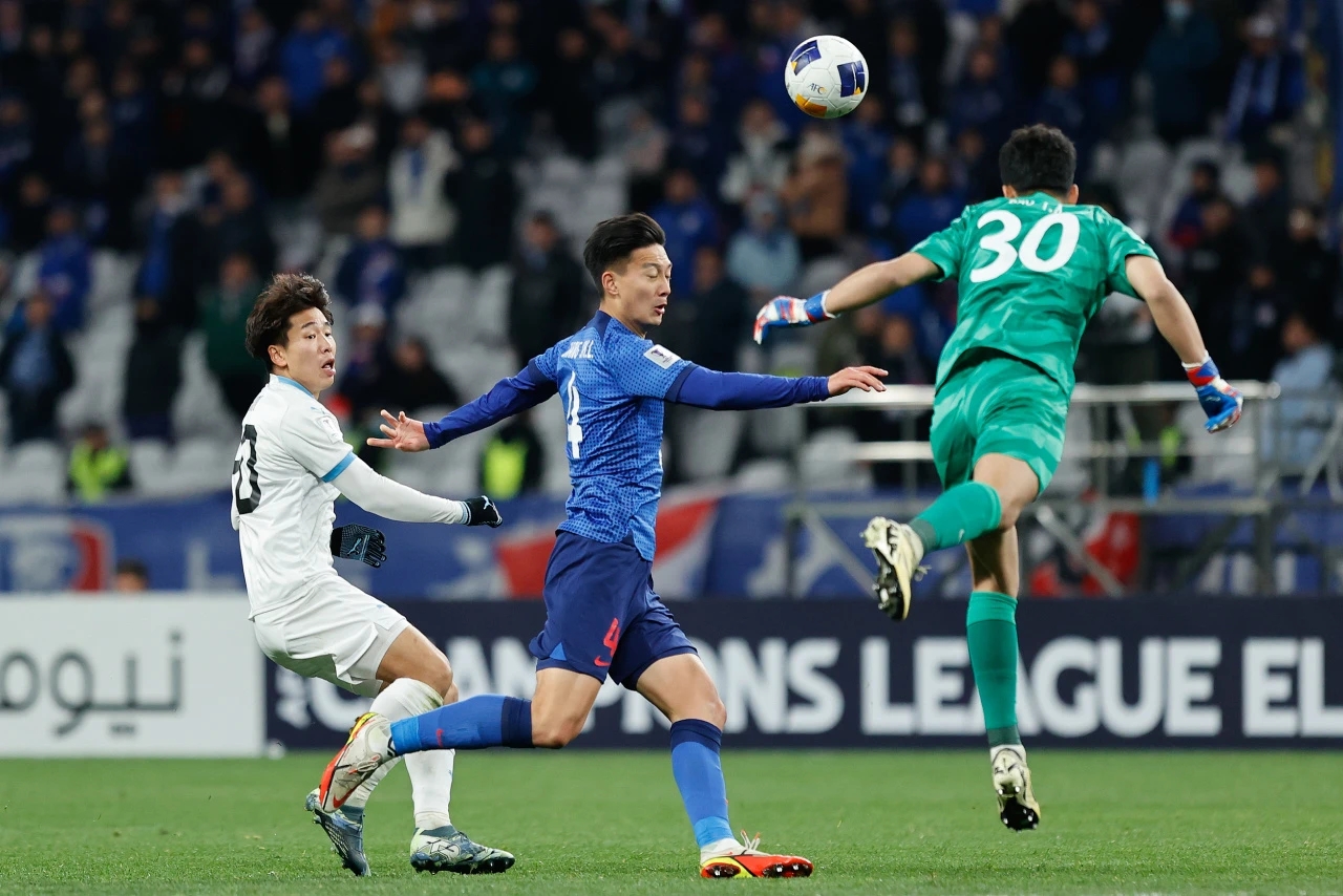 关于上海绿地申花备战亚冠赛事压力巨大的信息