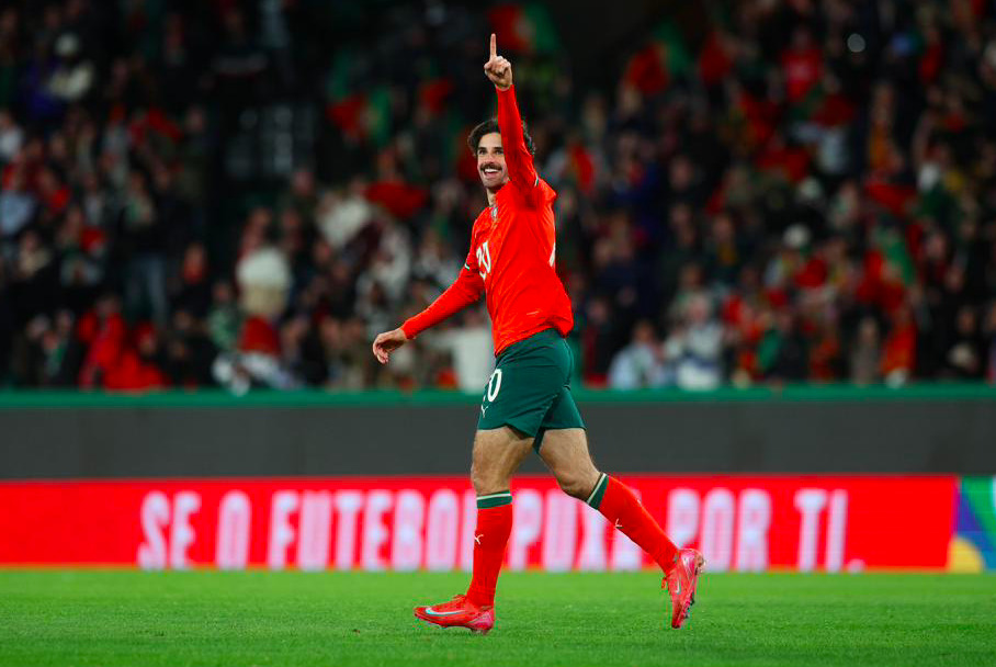 瑞士队取得胜利,实力强劲 瑞士队取得胜利,实力强劲