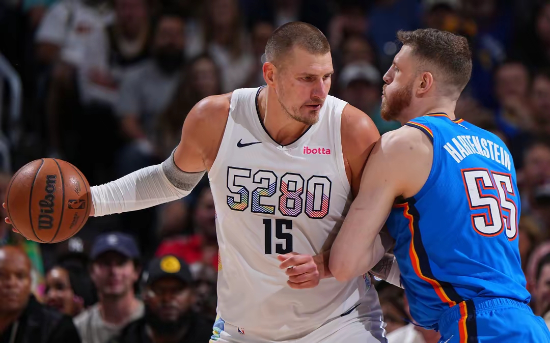 关于雷霆力克青岛队，约基奇惊艳四座的信息