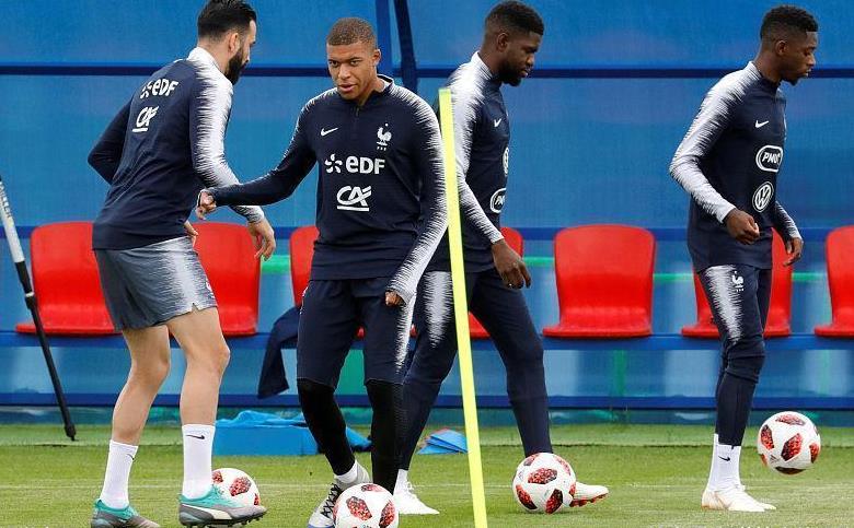 乌拉圭绝地反击日本，姆巴佩一己之力扛起全队的简单介绍