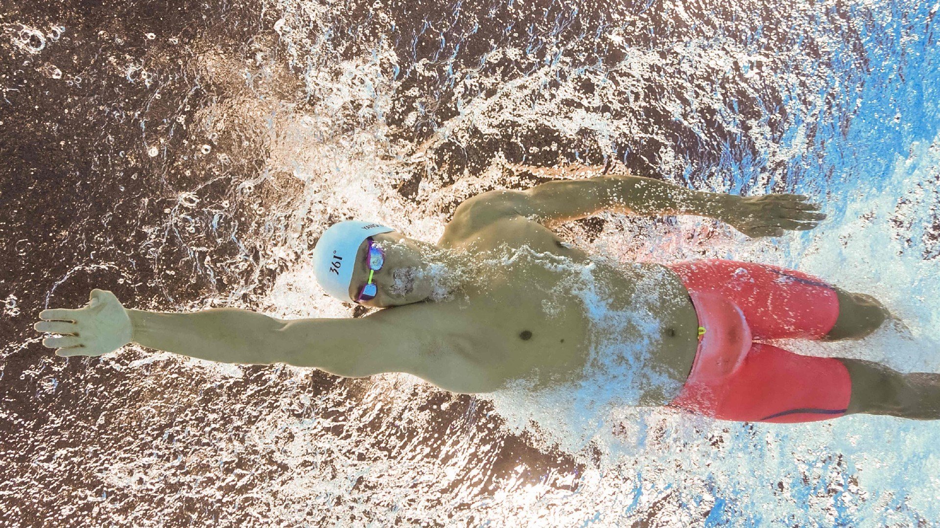 贝林厄姆的觉醒之夜，一场定义北欧与巴尔干命运的鏖战